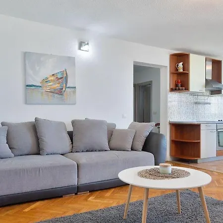 Apartamento Nikola *