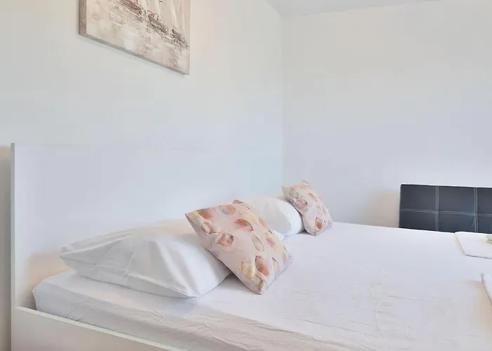 Apartament Nikola